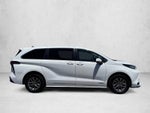 2021 Toyota Sienna LE FWD 8-Passenger (Natl)