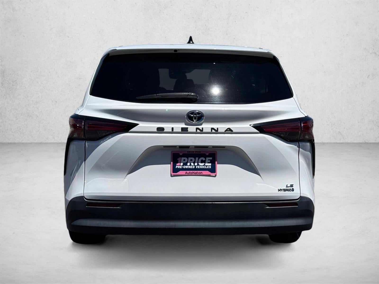 2021 Toyota Sienna LE FWD 8-Passenger (Natl)