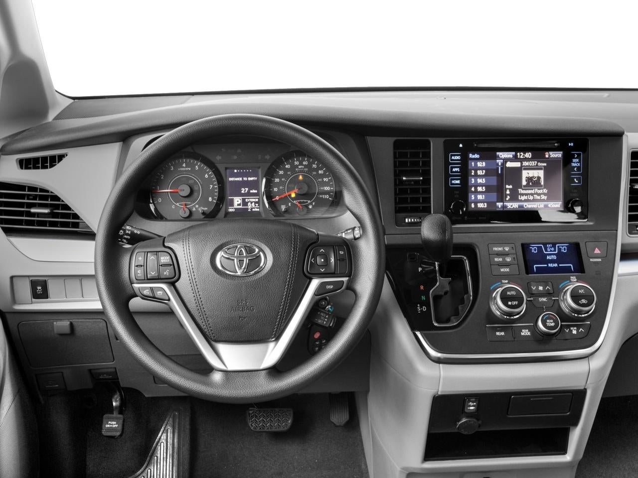 2017 Toyota Sienna LE Auto Access Seat FWD 7-Passenger (Natl)