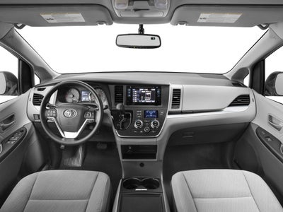2017 Toyota Sienna LE Auto Access Seat FWD 7-Passenger (Natl)