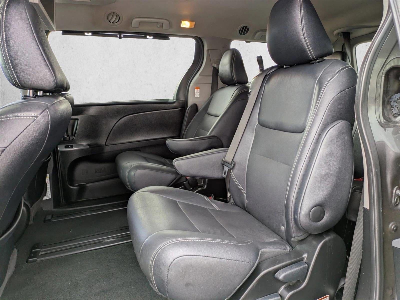 2016 Toyota Sienna 5dr 8-Pass Van SE Premium FWD (GS)