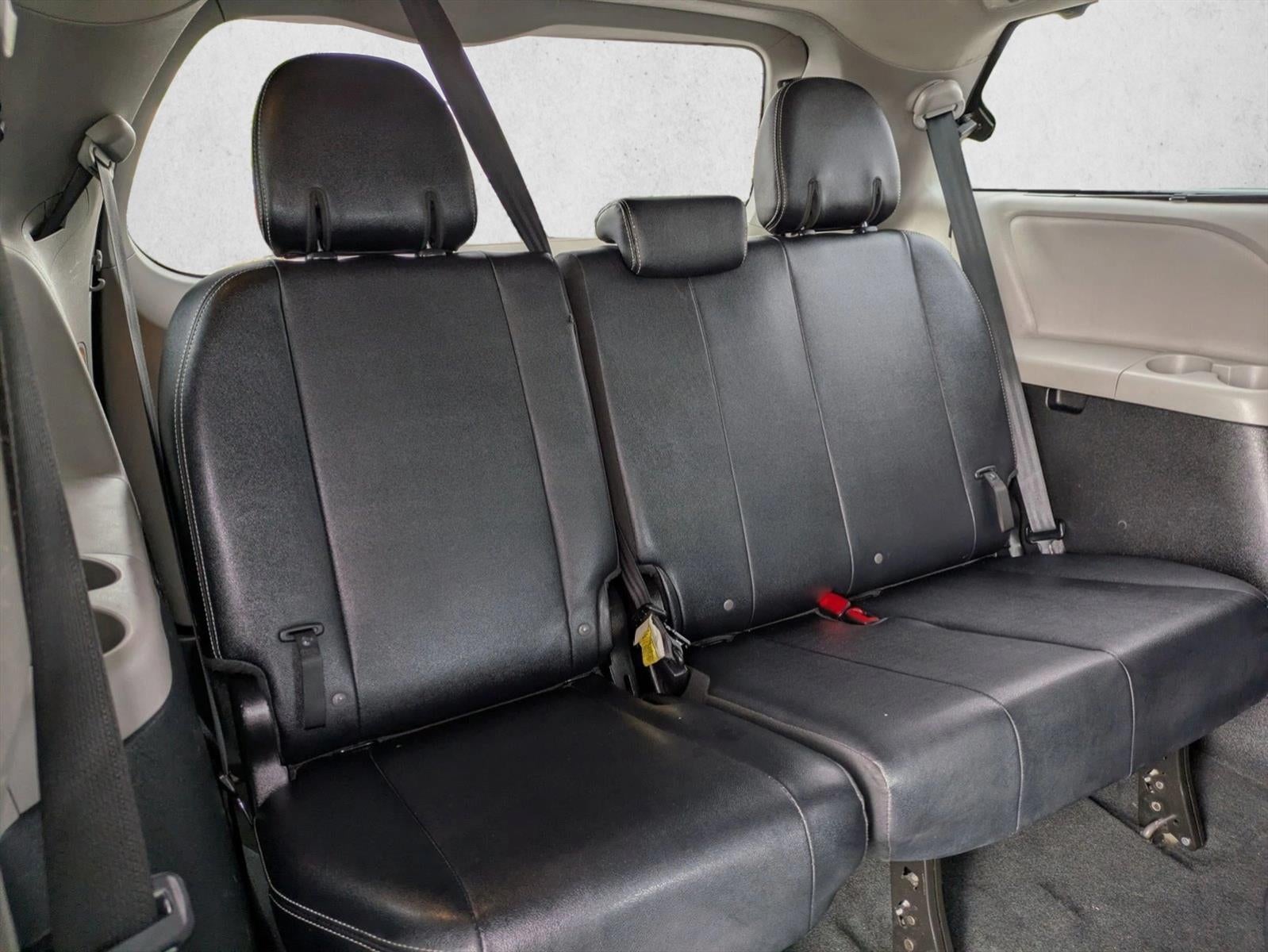 2016 Toyota Sienna 5dr 8-Pass Van SE Premium FWD (GS)
