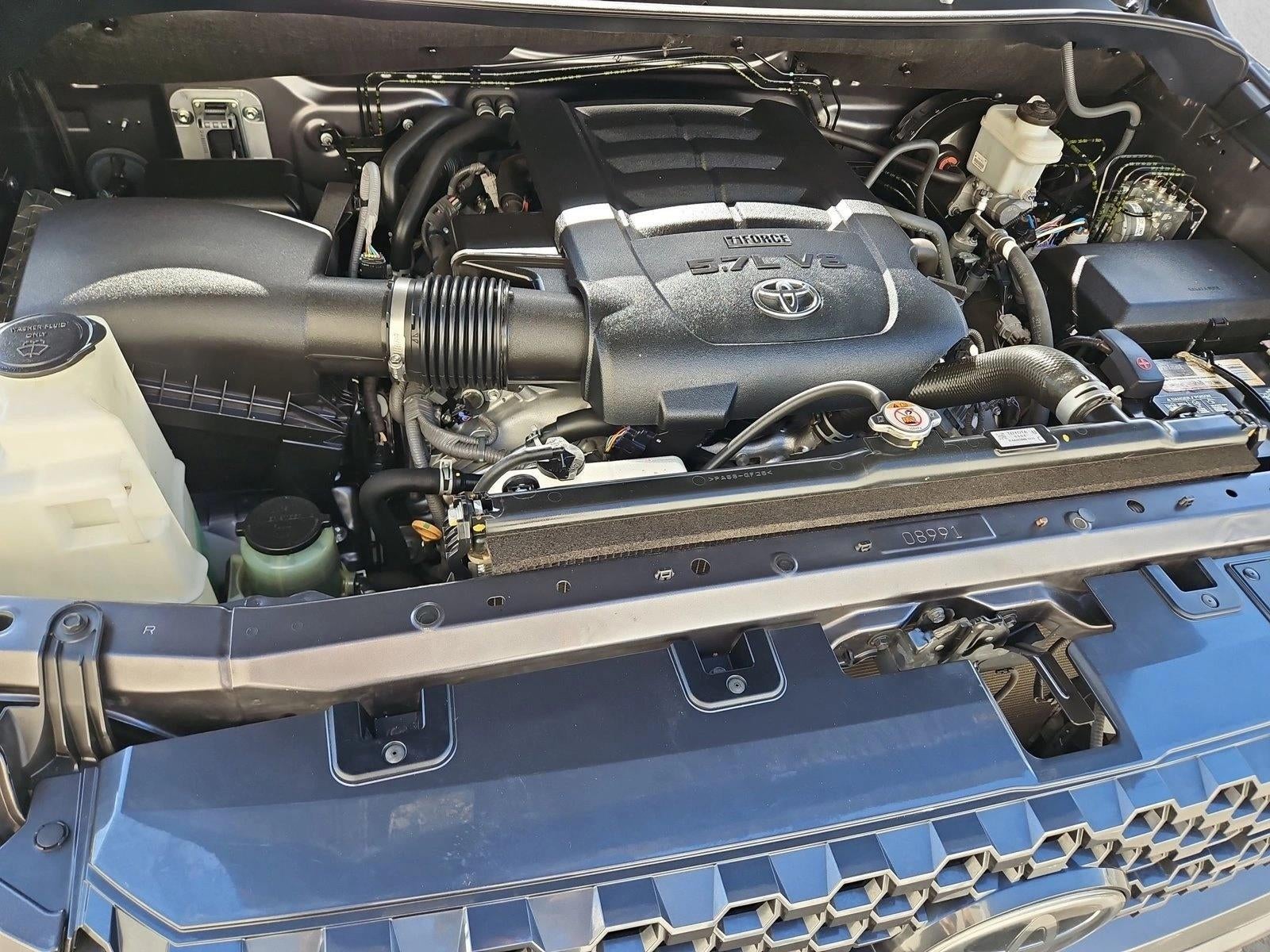 2021 Toyota Tundra 4WD 4WD Platinum CrewMax 5.5' Bed 5.7L (Natl)