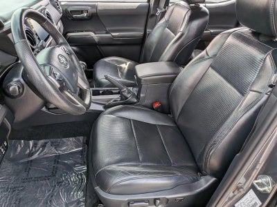 2020 Toyota Tacoma 4WD 4WD TRD Off Road Double Cab 5' Bed V6 MT (Natl)
