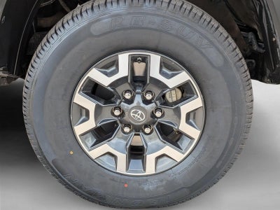 2020 Toyota Tacoma 4WD 4WD TRD Off Road Double Cab 5' Bed V6 MT (Natl)