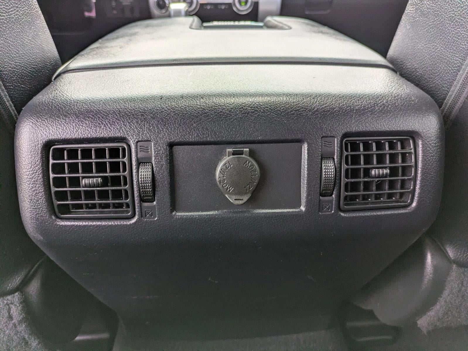 2017 Toyota Tundra 4WD 4WD Limited CrewMax 5.5' Bed 5.7L FFV (Natl)