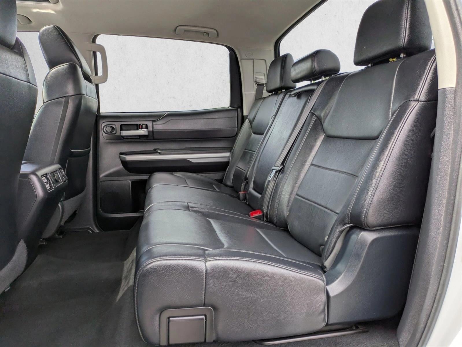 2017 Toyota Tundra 4WD 4WD Limited CrewMax 5.5' Bed 5.7L FFV (Natl)