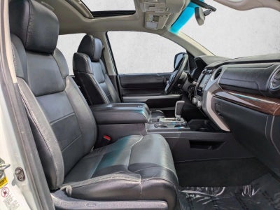 2017 Toyota Tundra 4WD 4WD Limited CrewMax 5.5' Bed 5.7L FFV (Natl)