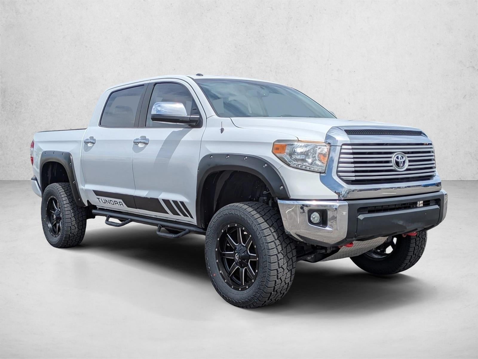 2017 Toyota Tundra 4WD 4WD Limited CrewMax 5.5' Bed 5.7L FFV (Natl)