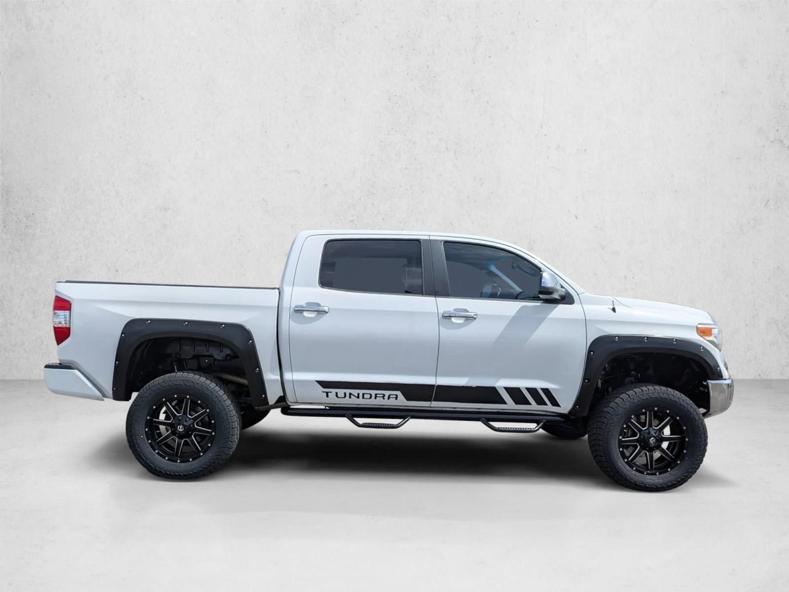 2017 Toyota Tundra 4WD 4WD Limited CrewMax 5.5' Bed 5.7L FFV (Natl)