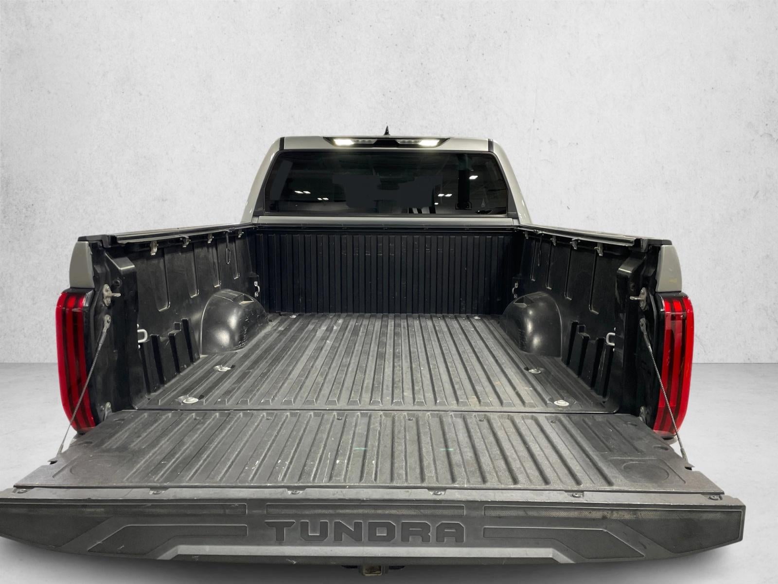 2022 Toyota Tundra 4WD 4WD SR5 CrewMax 5.5' Bed (Natl)