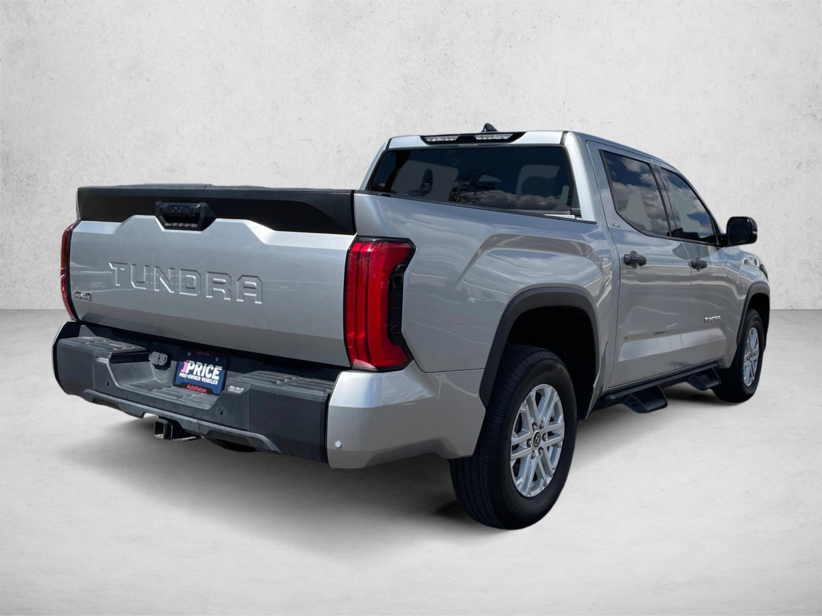 2022 Toyota Tundra 4WD 4WD SR5 CrewMax 5.5' Bed (Natl)