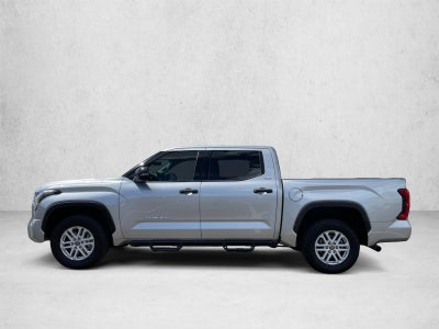2022 Toyota Tundra 4WD 4WD SR5 CrewMax 5.5' Bed (Natl)