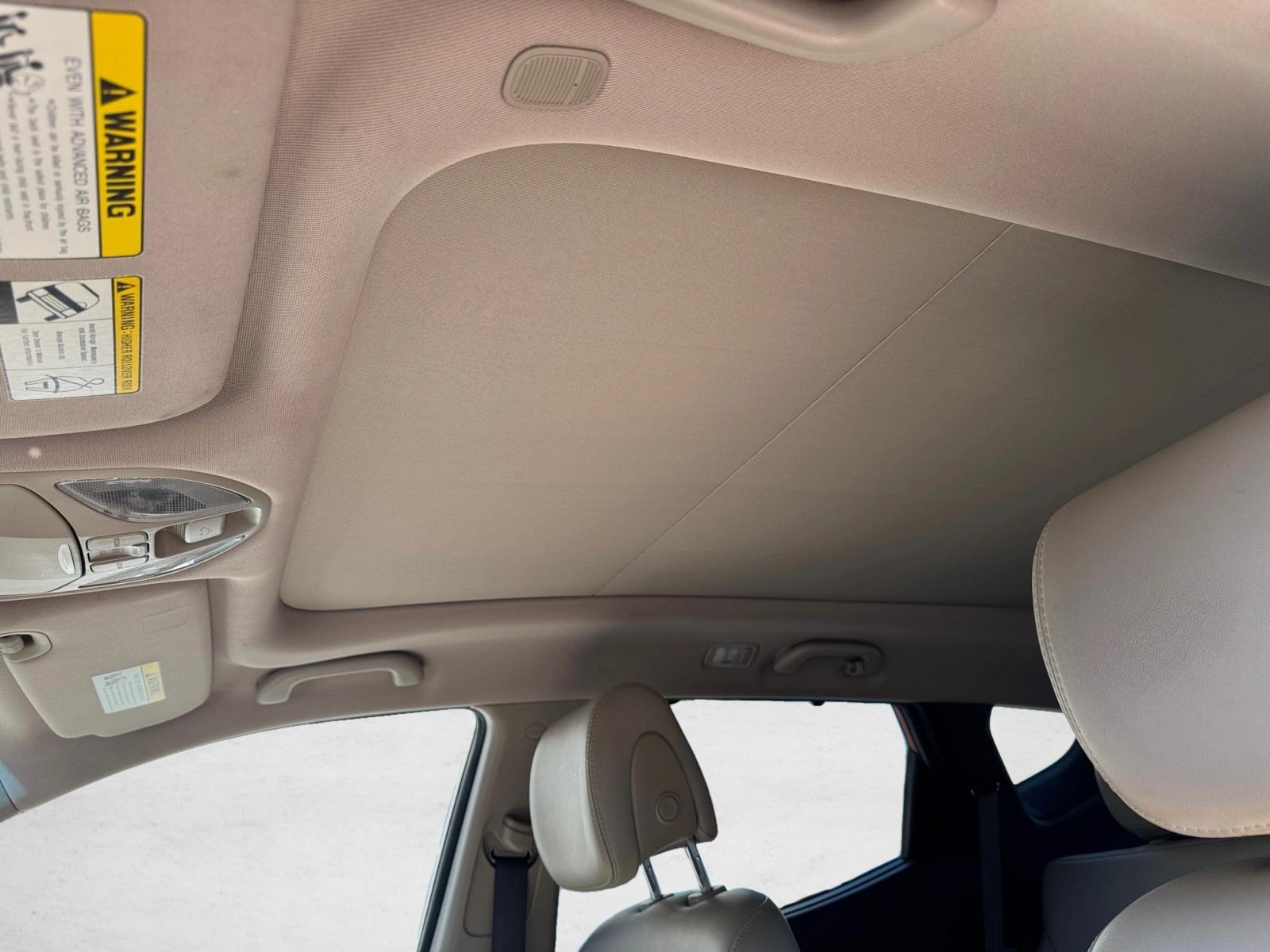 2013 Hyundai SANTA FE FWD 4dr Sport