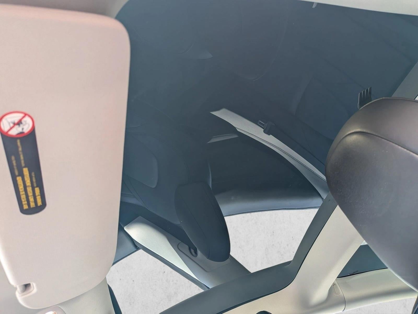 2022 Tesla Model 3 RWD