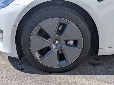 2022 Tesla Model 3 RWD