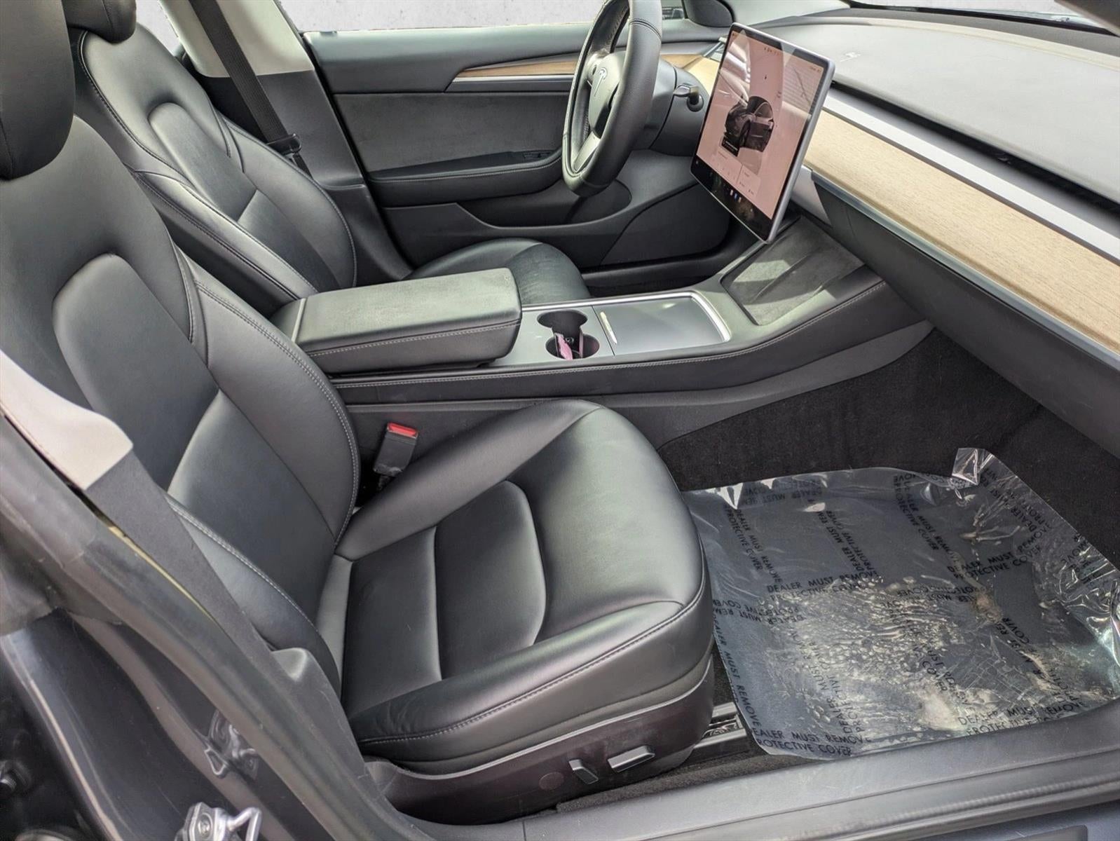 2022 Tesla Model 3 RWD