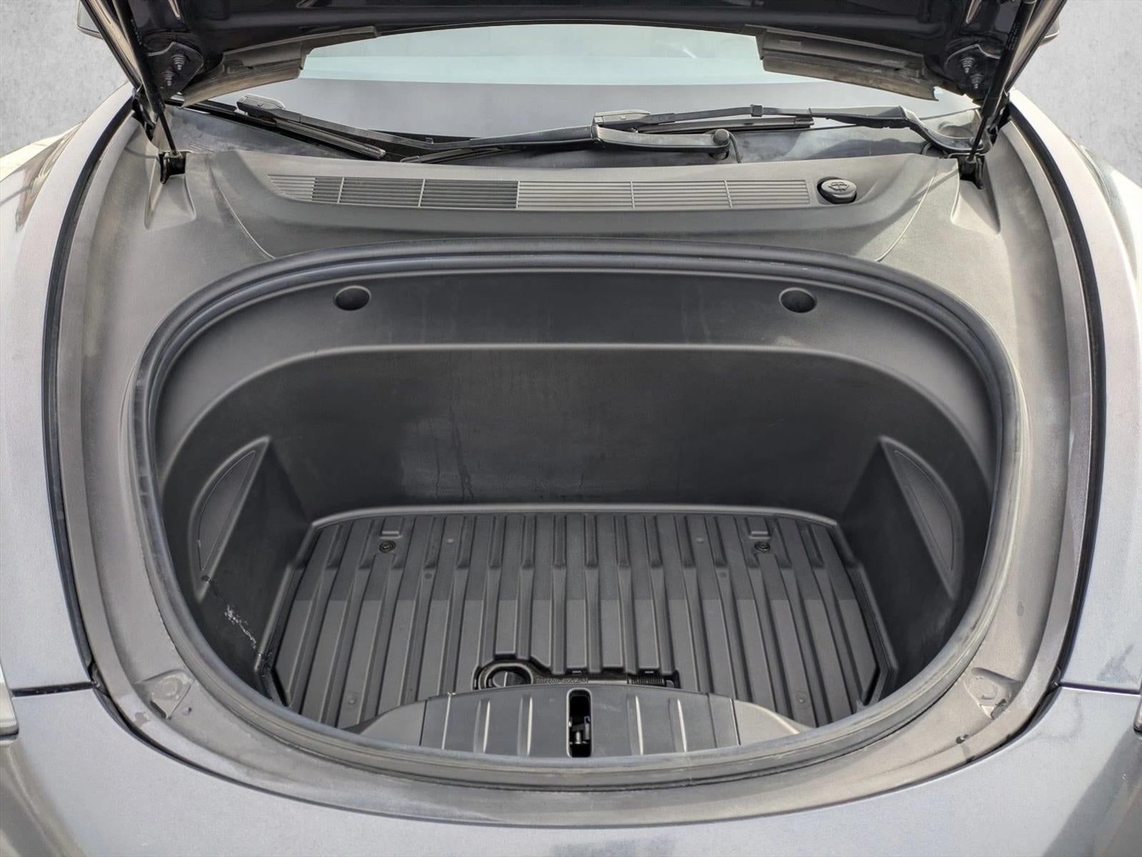 2022 Tesla Model 3 RWD