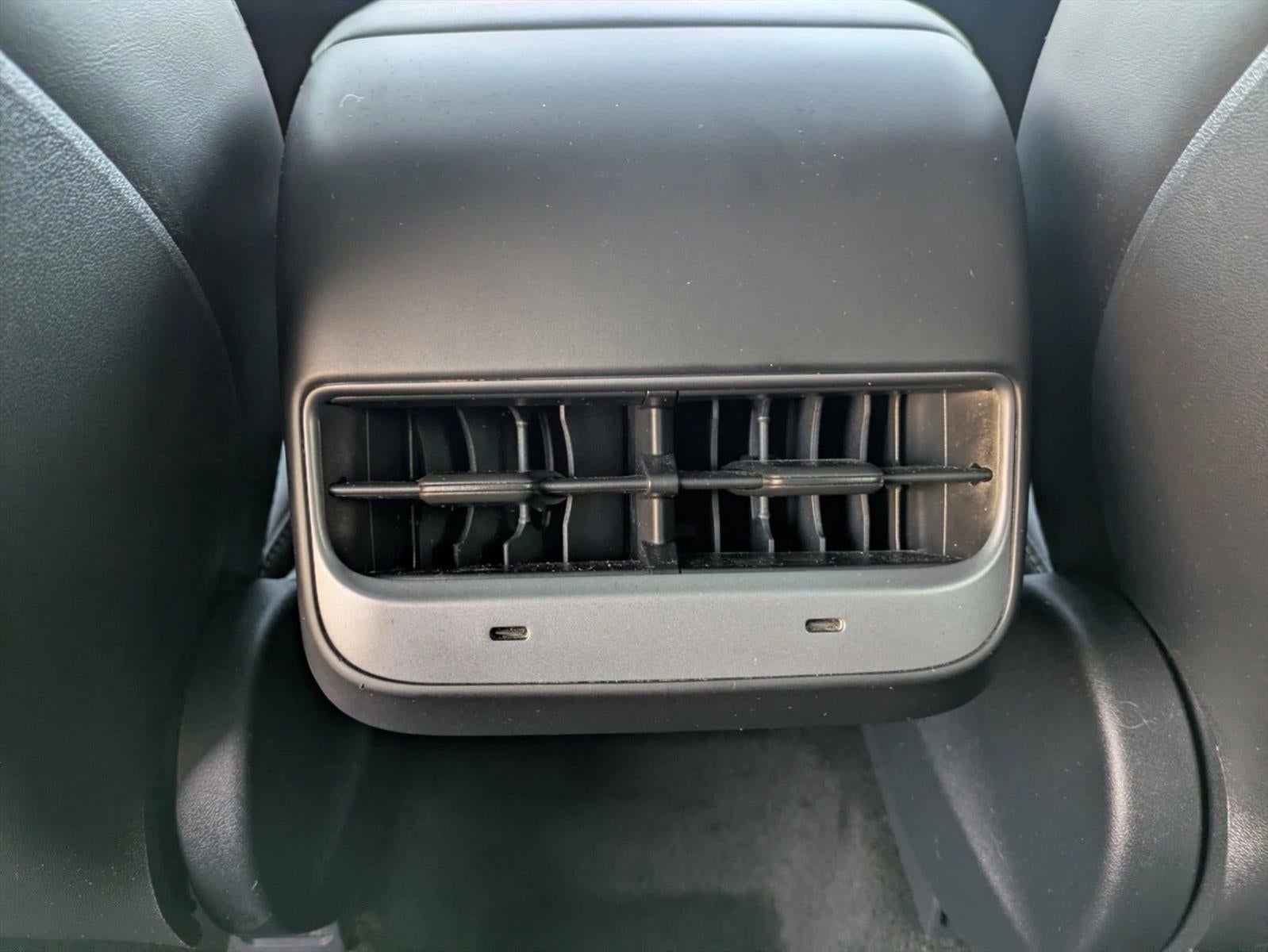 2022 Tesla Model Y Long Range AWD