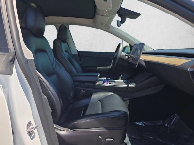 2022 Tesla Model Y Long Range AWD