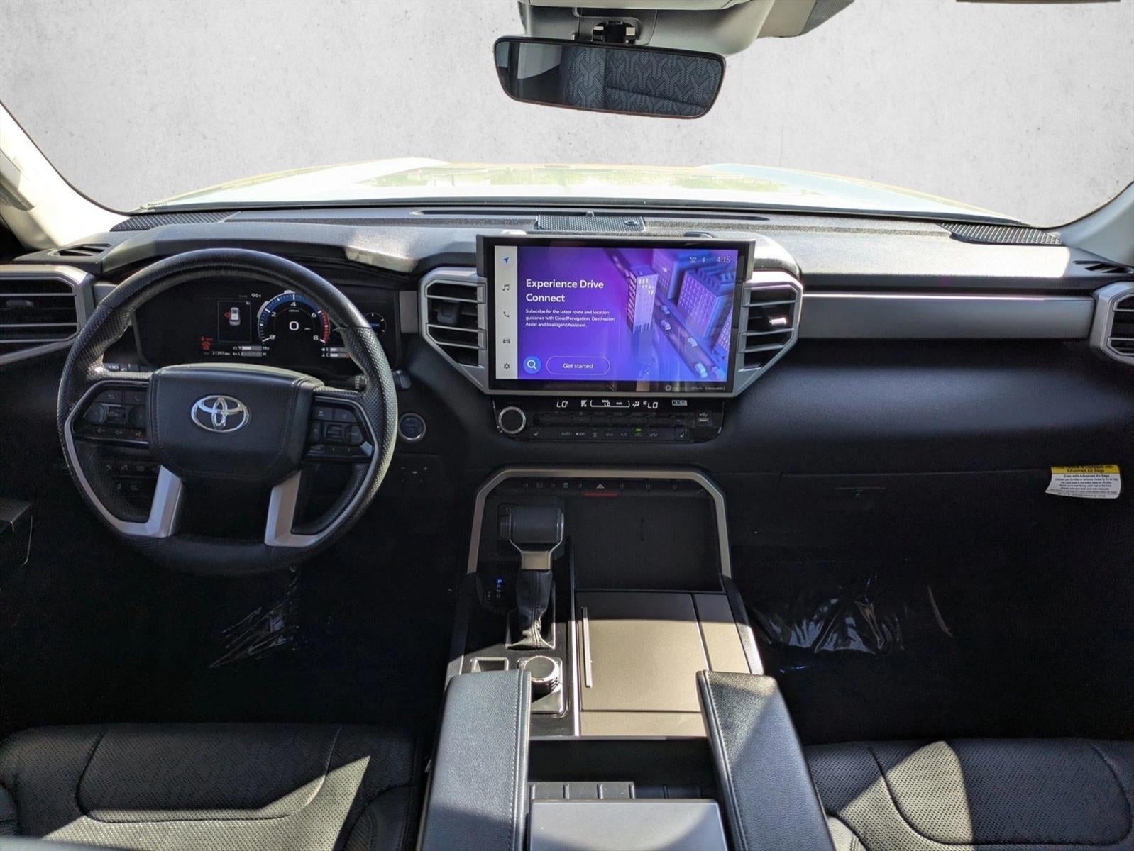 2024 Toyota Sequoia SR5 4WD (Natl)