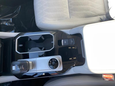 2025 Mitsubishi Outlander SEL FWD