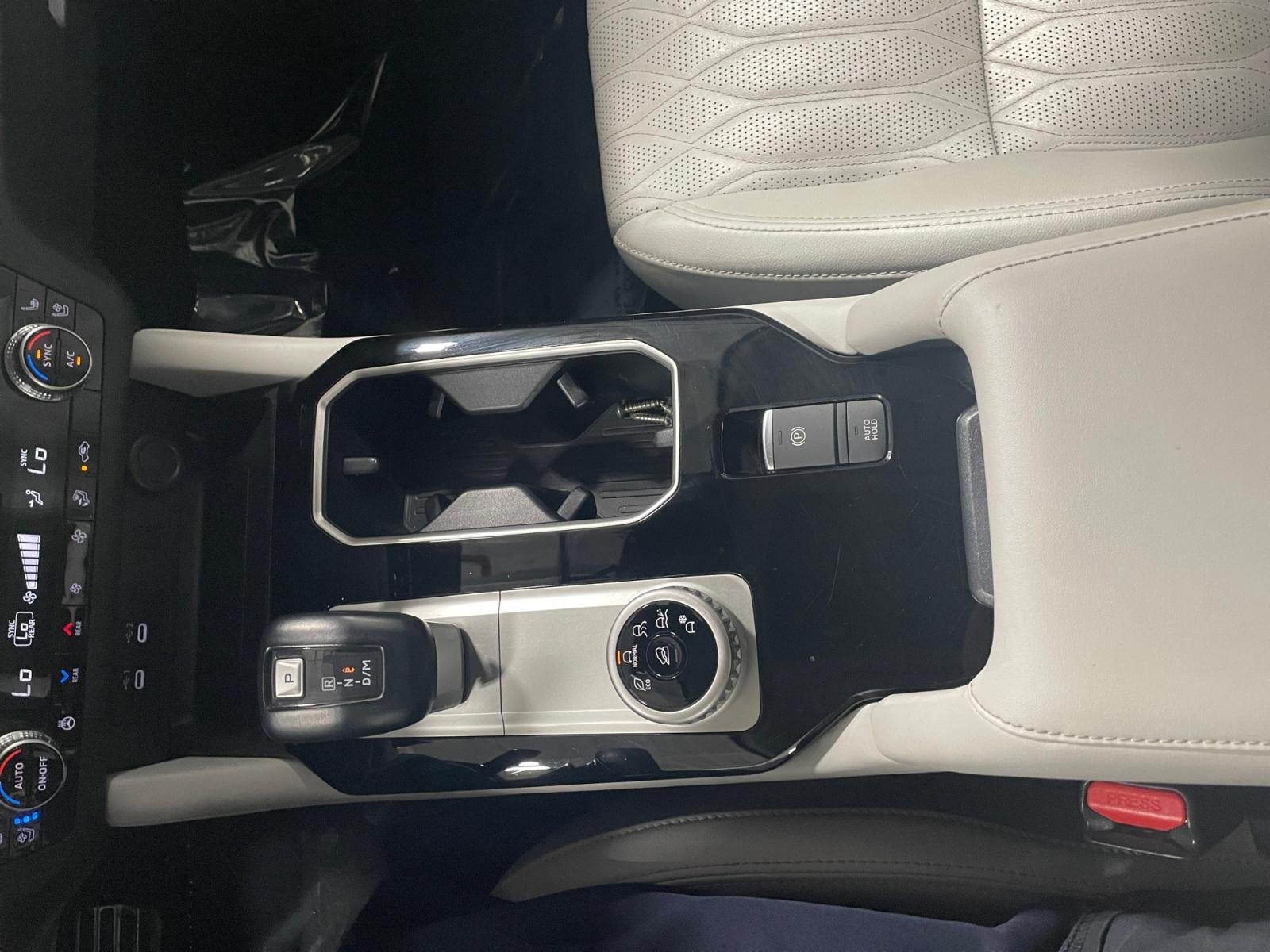 2025 Mitsubishi Outlander SEL FWD