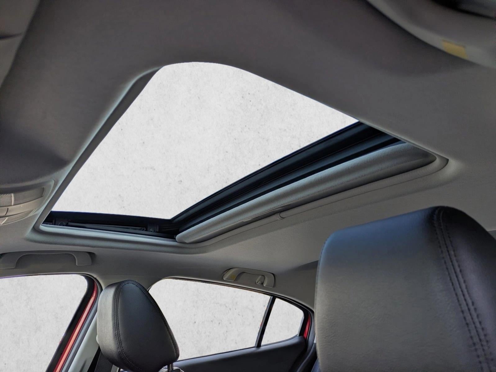 2017 Mazda Mazda3 5-Door Grand Touring Auto