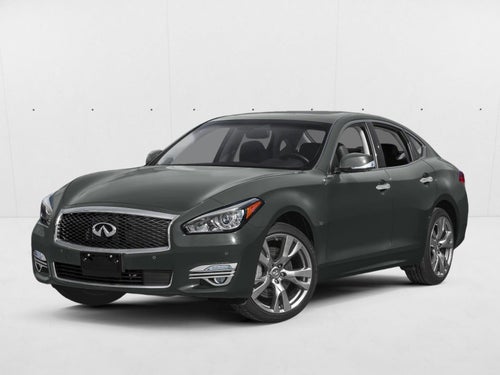 2018 INFINITI Q70 3.7 LUXE RWD