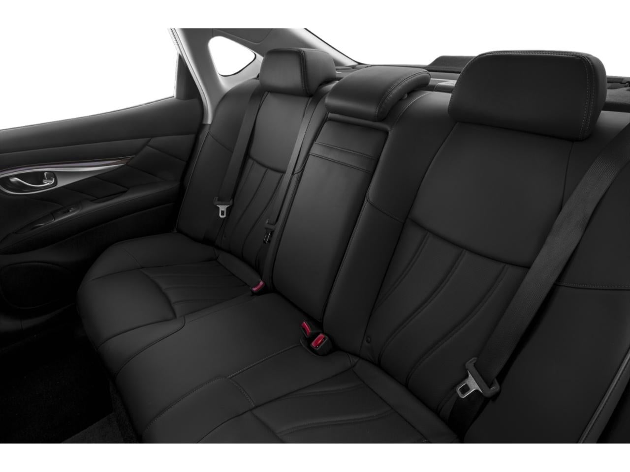 2018 INFINITI Q70 3.7 LUXE RWD