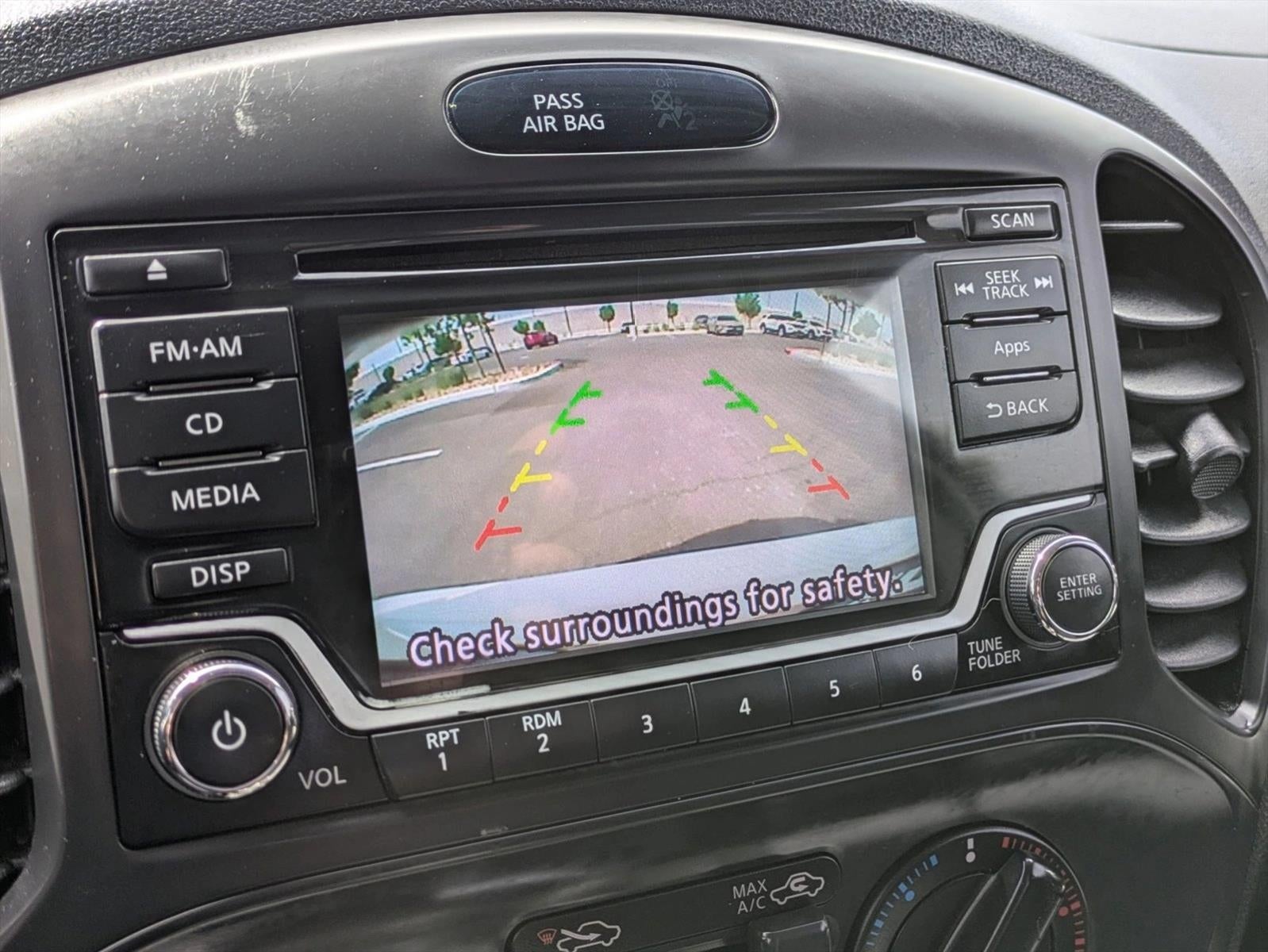 2016 Nissan JUKE 5dr Wgn CVT S FWD