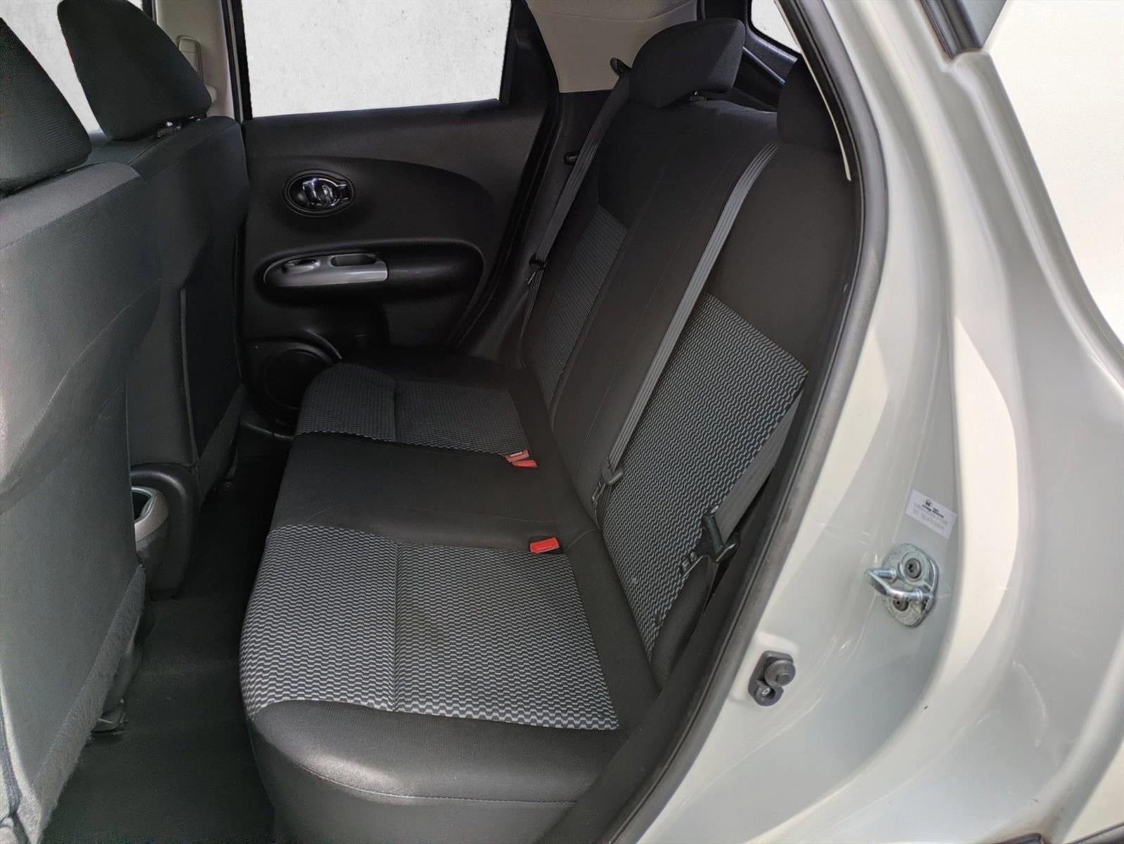 2016 Nissan JUKE 5dr Wgn CVT S FWD