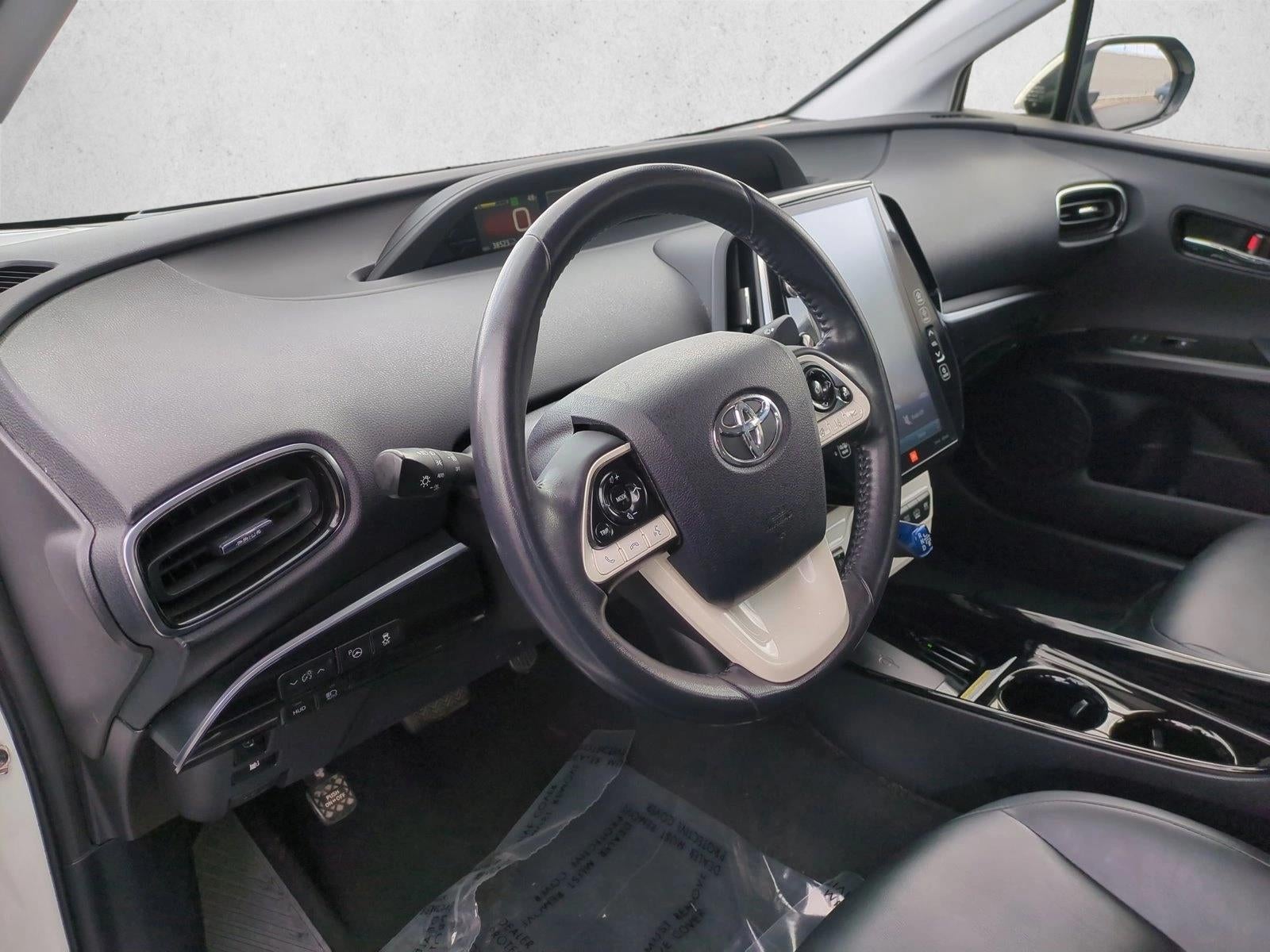 2017 Toyota Prius Prime Advanced (Natl)