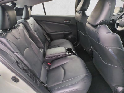 2017 Toyota Prius Prime Advanced (Natl)