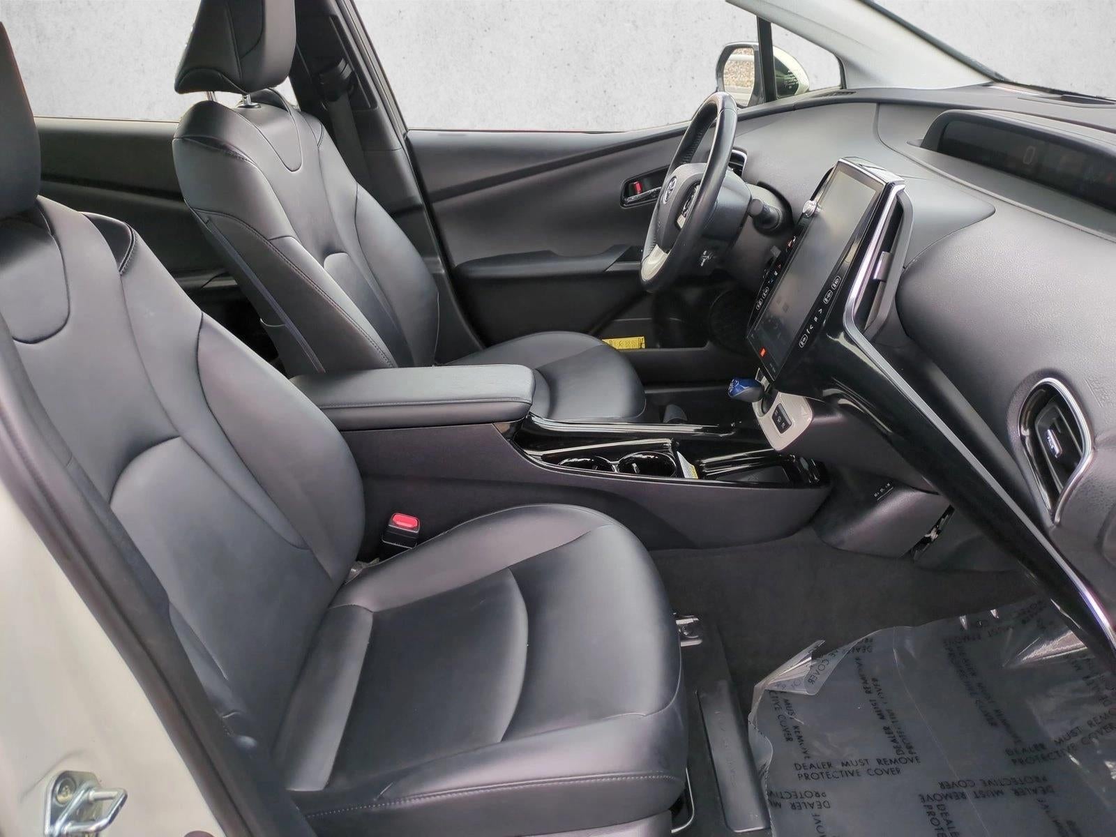 2017 Toyota Prius Prime Advanced (Natl)