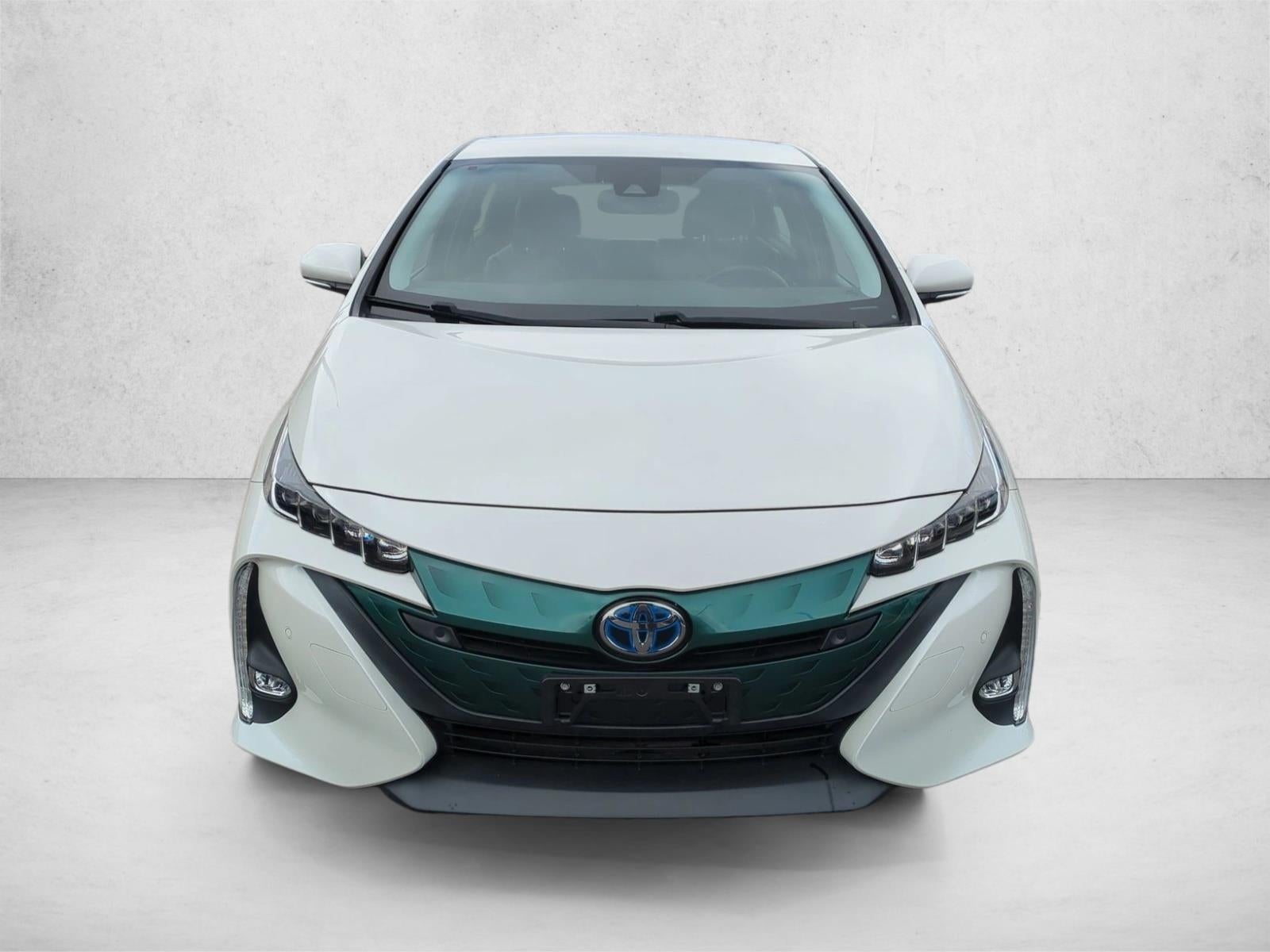 2017 Toyota Prius Prime Advanced (Natl)