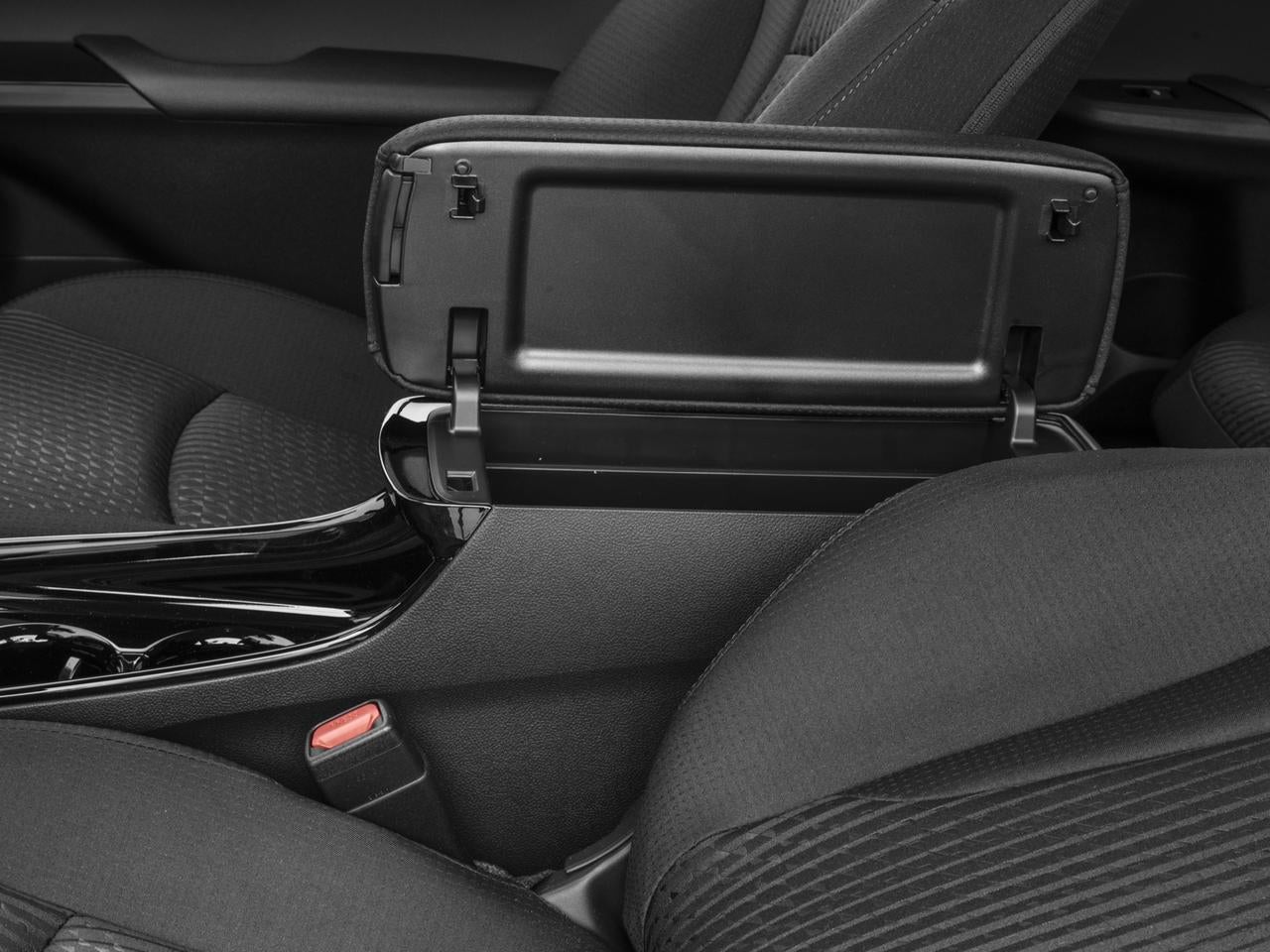 2017 Toyota Prius Prime Advanced (Natl)