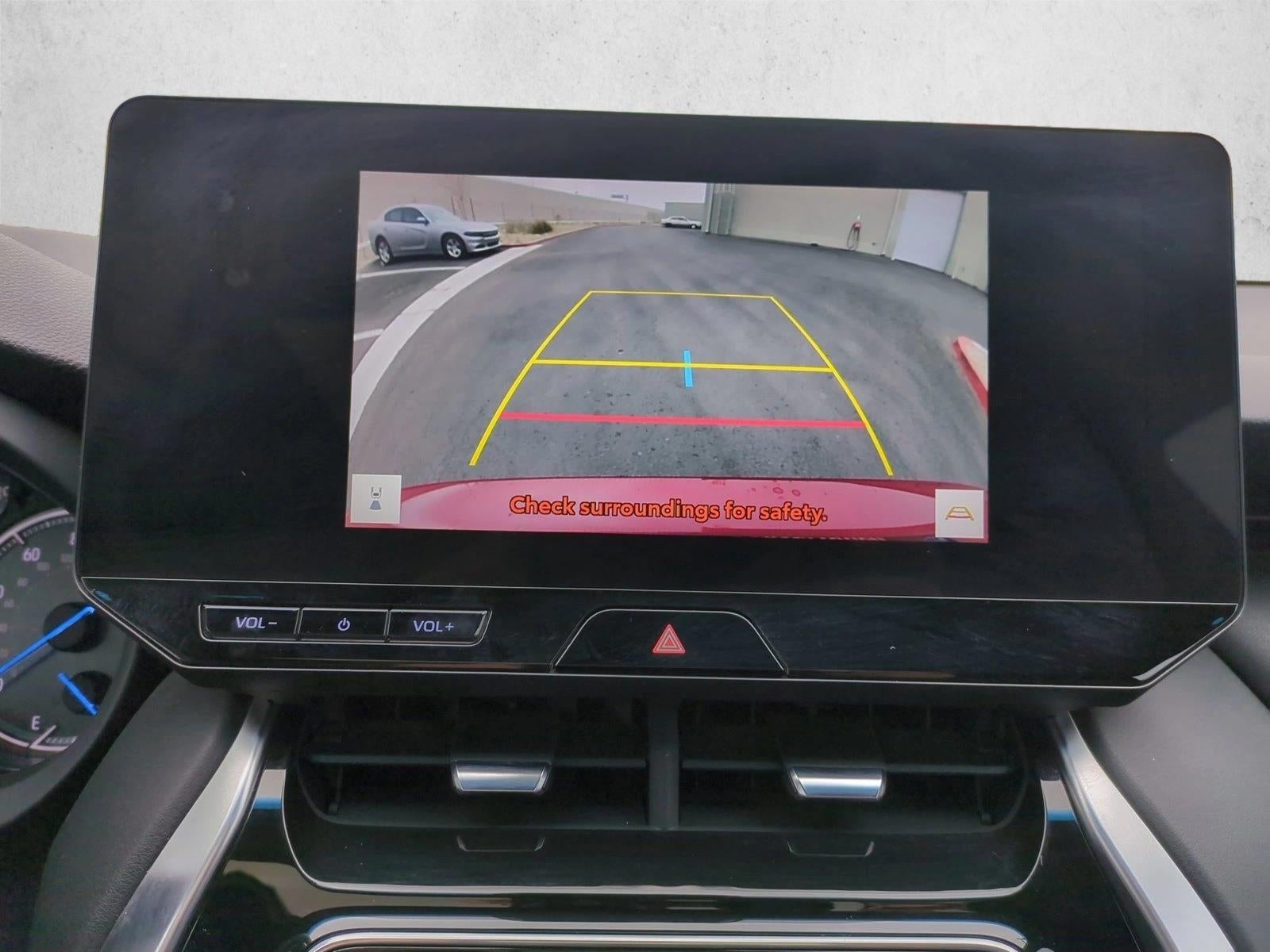 2024 Toyota Venza Nightshade AWD (Natl)