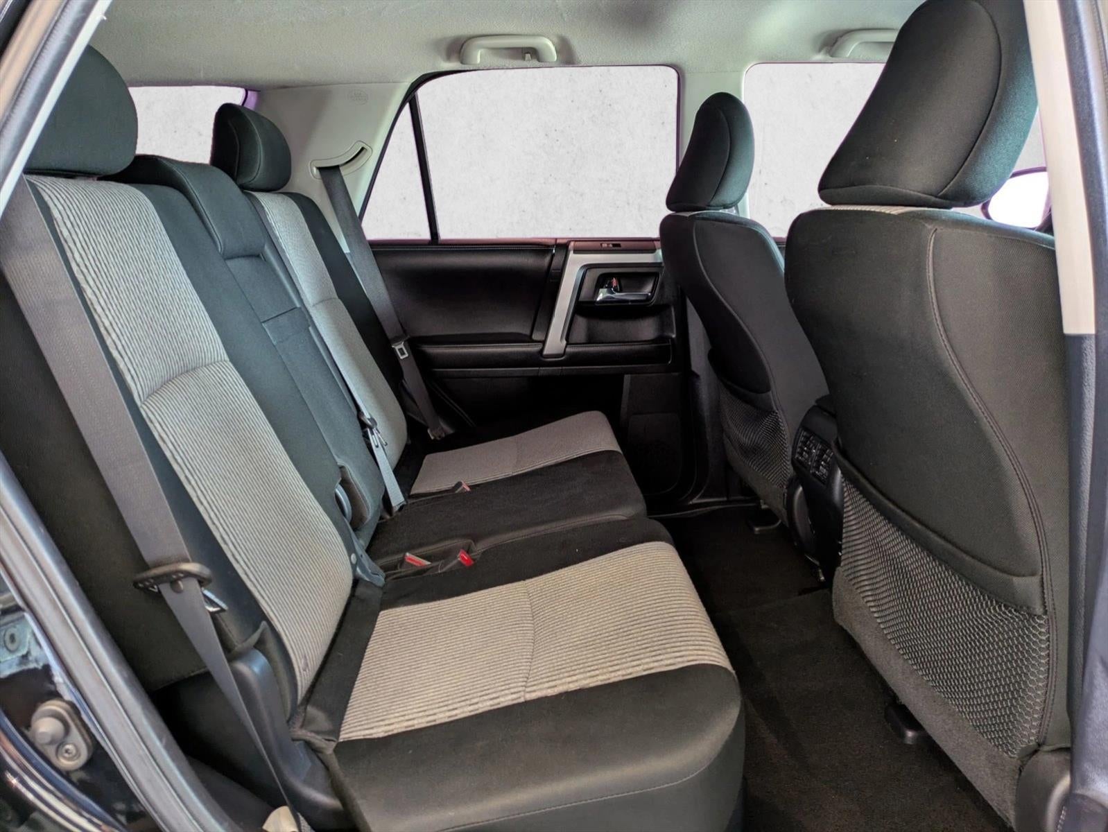 2016 Toyota 4Runner 4WD 4dr V6 SR5 (GS)