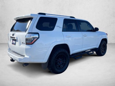 2023 Toyota 4Runner SR5 4WD (GS)