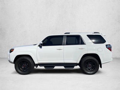 2023 Toyota 4Runner SR5 4WD (GS)