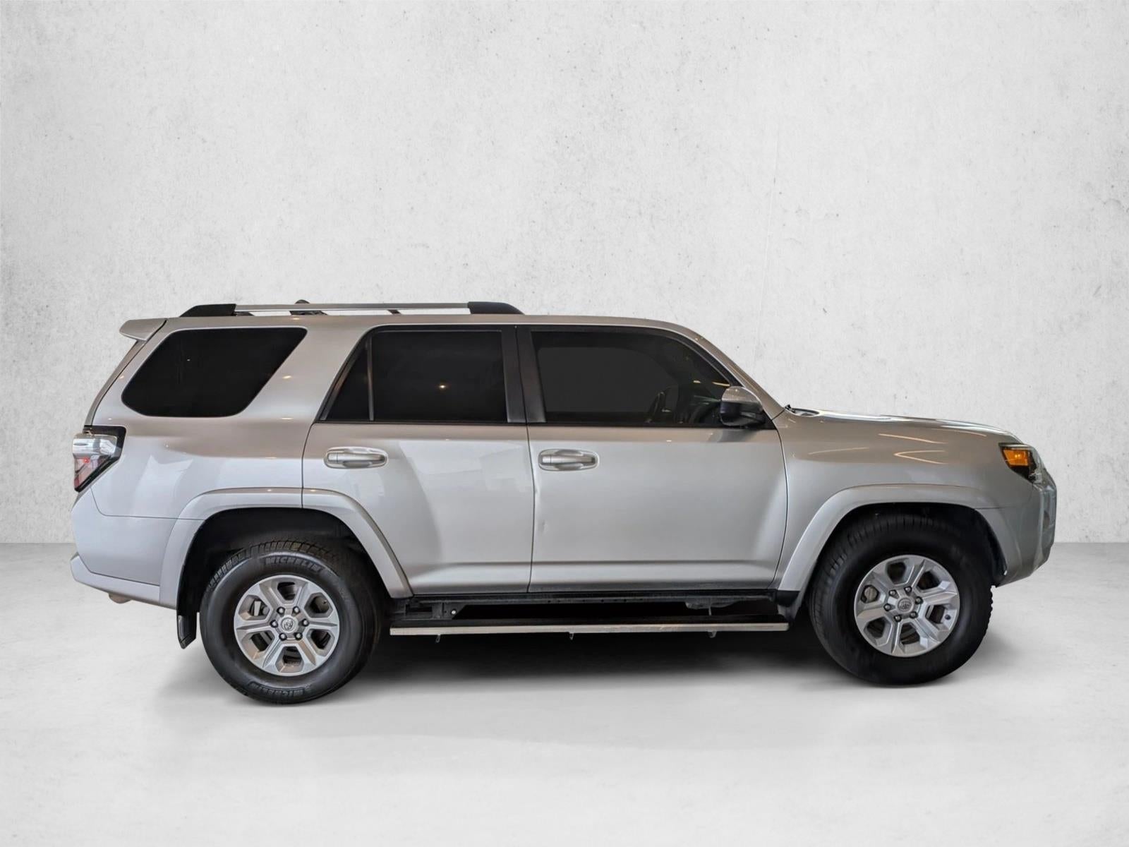 2019 Toyota 4Runner SR5 2WD (Natl)