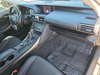 2019 Lexus IS 300 RWD