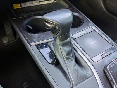 2022 Lexus UX 250h AWD