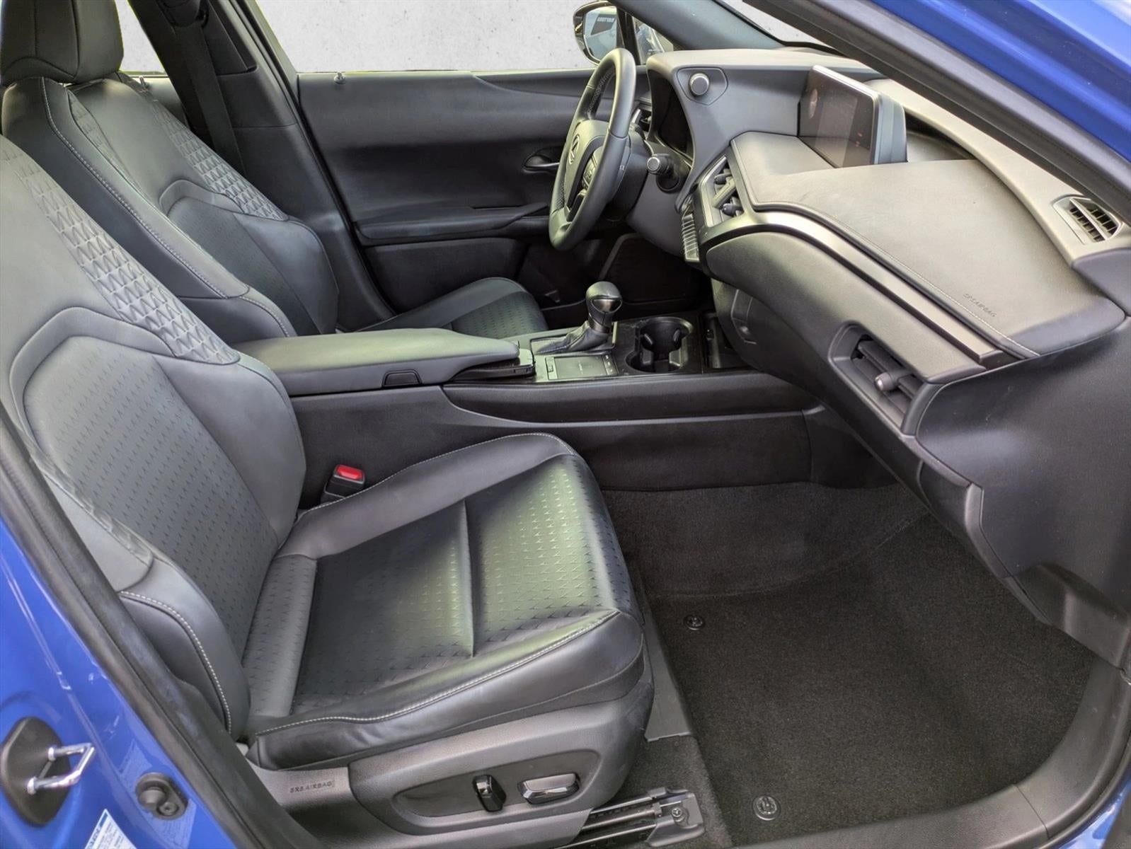 2022 Lexus UX 250h AWD