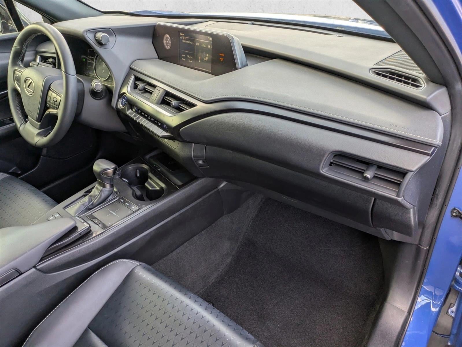 2022 Lexus UX 250h AWD