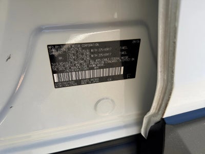 2017 Toyota RAV4 LE FWD (GS)