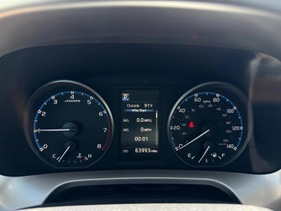 2017 Toyota RAV4 LE FWD (GS)