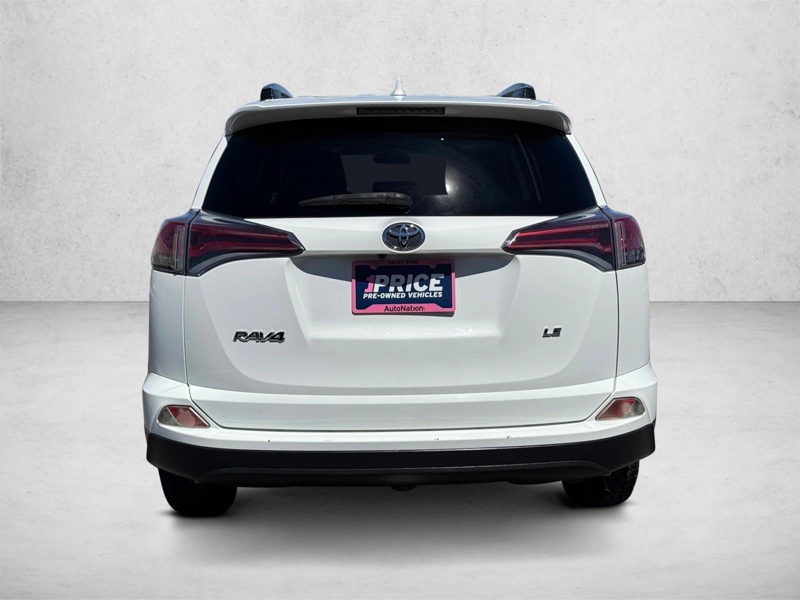 2017 Toyota RAV4 LE FWD (GS)