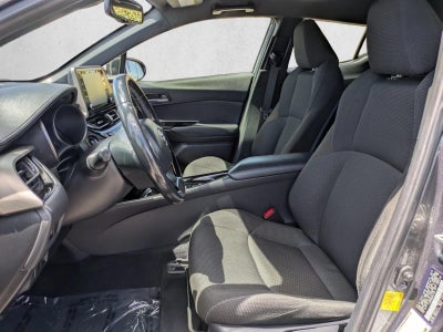 2019 Toyota C-HR XLE FWD (Natl)